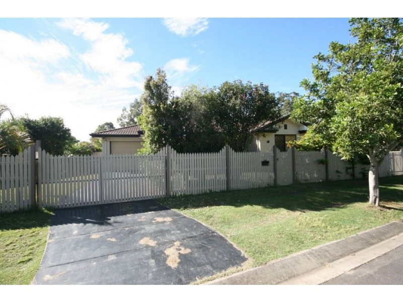 2 Monash Pl, Fitzgibbon QLD 4018