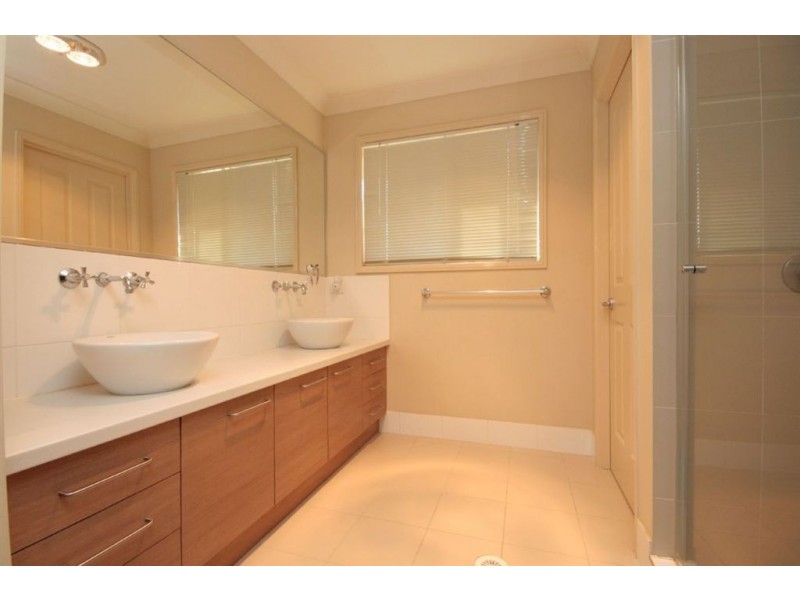 23 Caribou Cr, Fitzgibbon QLD 4018