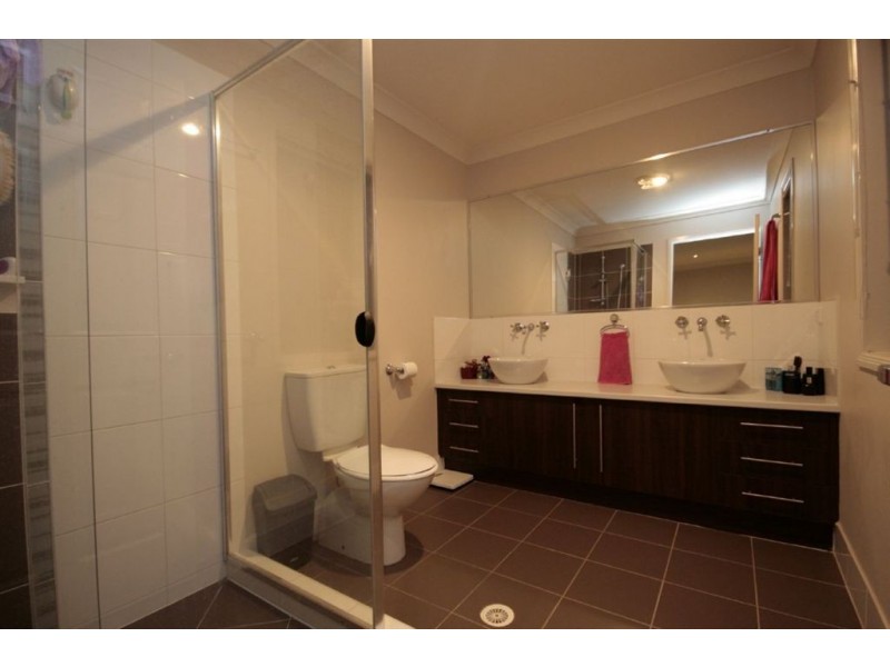 62 Caribou Cr, Fitzgibbon QLD 4018