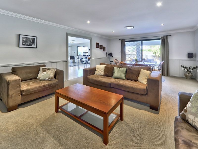 11 Grandis Court, Cashmere QLD 4500