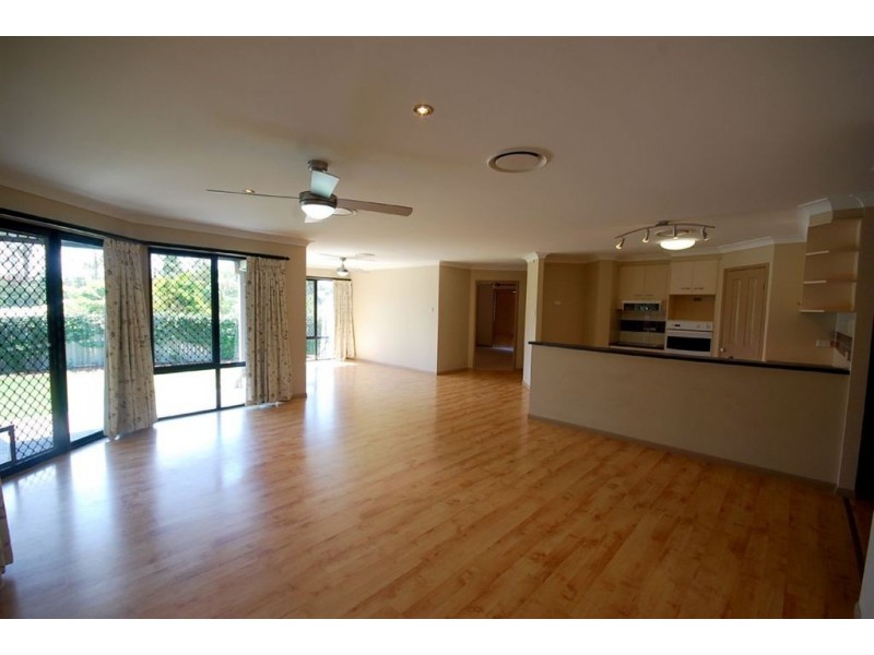 10 Burlinson Close, Mcdowall QLD 4053