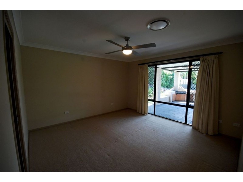 10 Burlinson Close, Mcdowall QLD 4053