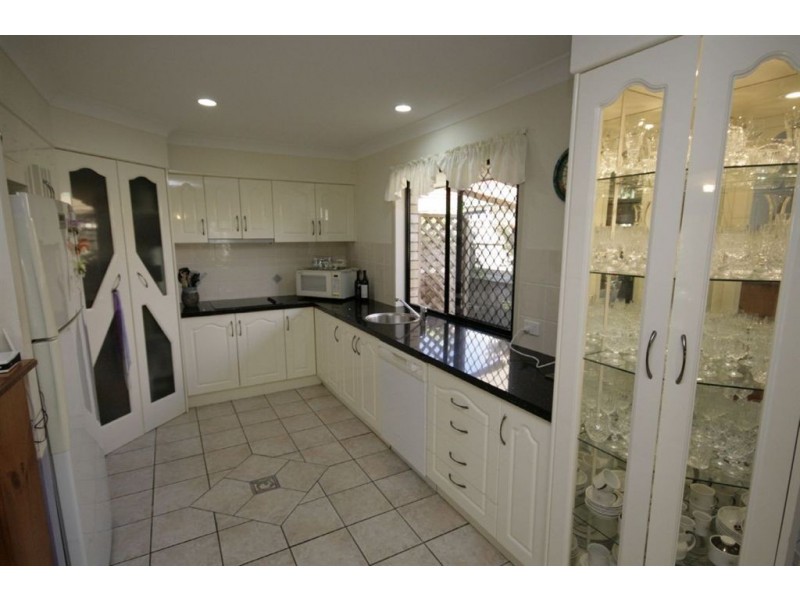5 Dee Ct, Bray Park QLD 4500