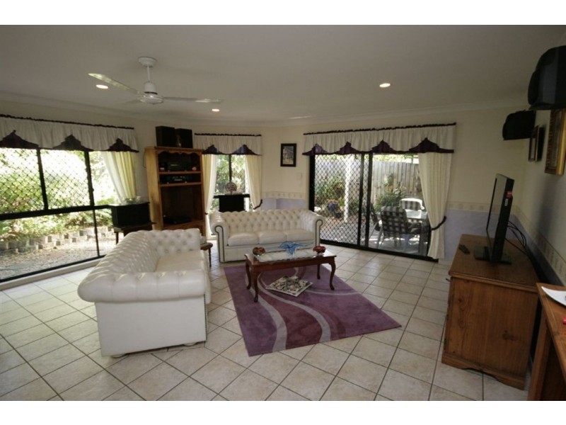 5 Dee Ct, Bray Park QLD 4500