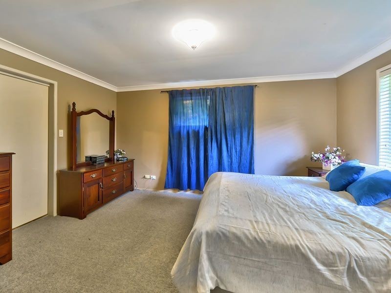 11 Sharon Ct, Albany Creek QLD 4035