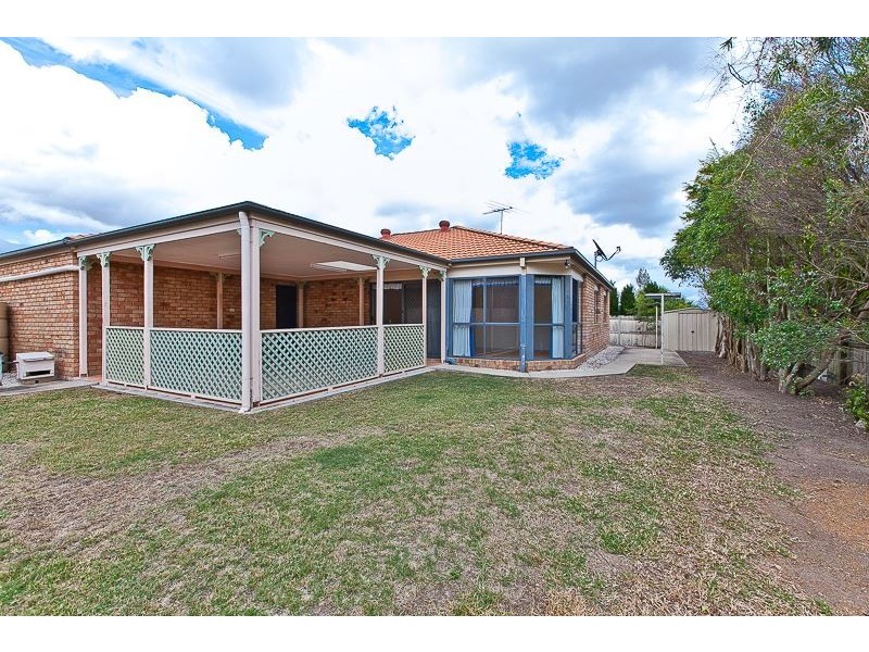 16 Red Gum Close, Bridgeman Downs QLD 4035