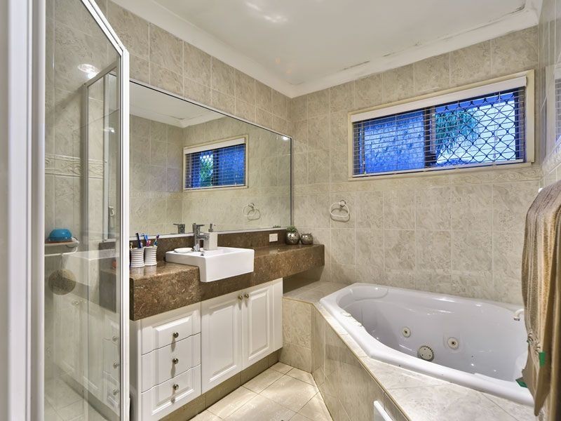 459 Ellison Rd, Aspley QLD 4034