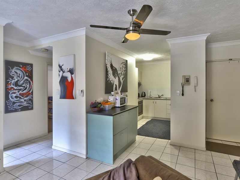 2/18 Pilba Street, Chermside QLD 4032