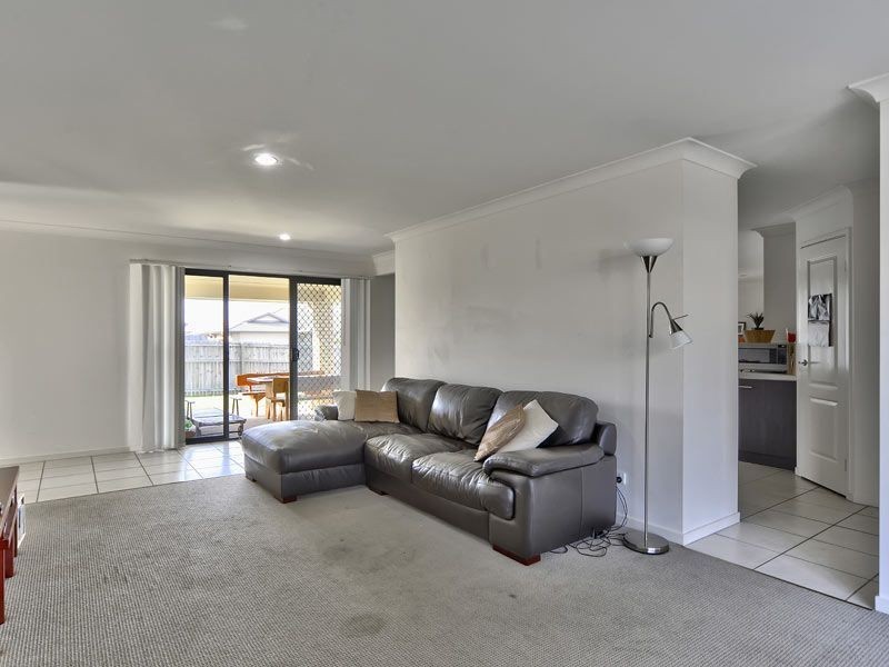2 Redwood Street, Morayfield QLD 4506