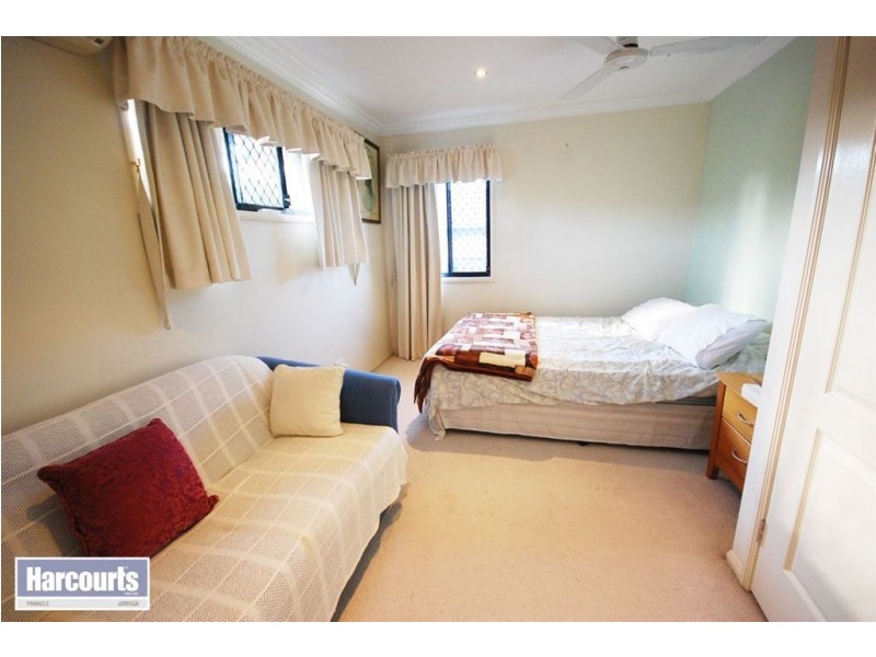 75 Casuarina Street, Bridgeman Downs QLD 4035