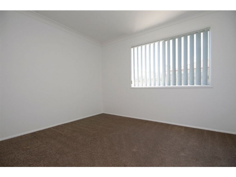 16 Grevillea Pl, Bridgeman Downs QLD 4035