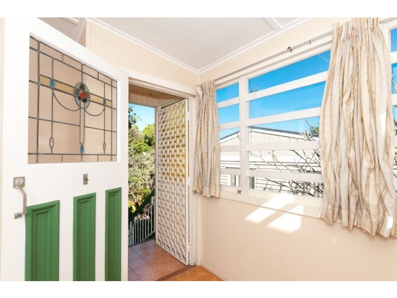 16 Centre Street, Aspley QLD 4034