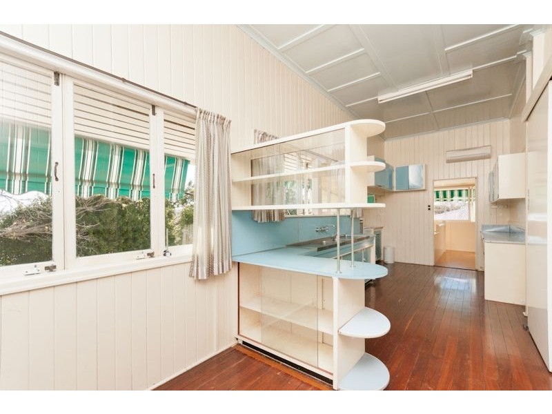 16 Centre Street, Aspley QLD 4034