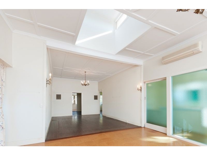 16 Centre Street, Aspley QLD 4034