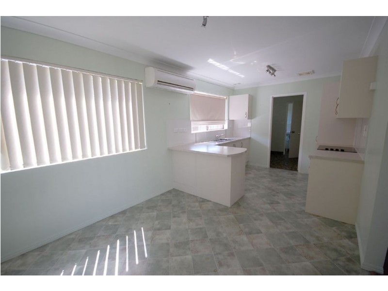 1/16 Jilloong St, Strathpine QLD 4500