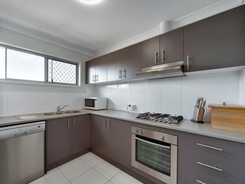 4/8 Endeavour Cl, Fitzgibbon QLD 4018