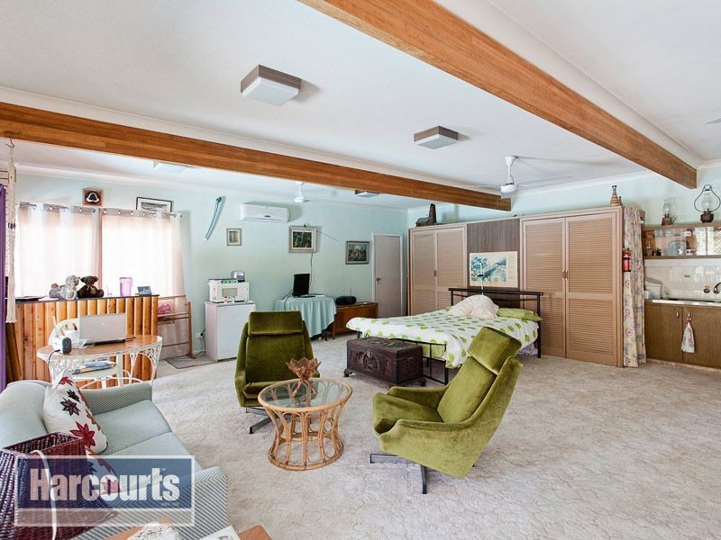 22 Lawrence Road, Chermside West QLD 4032