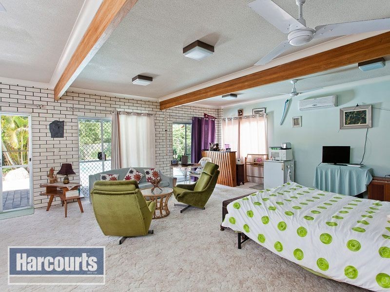 22 Lawrence Road, Chermside West QLD 4032