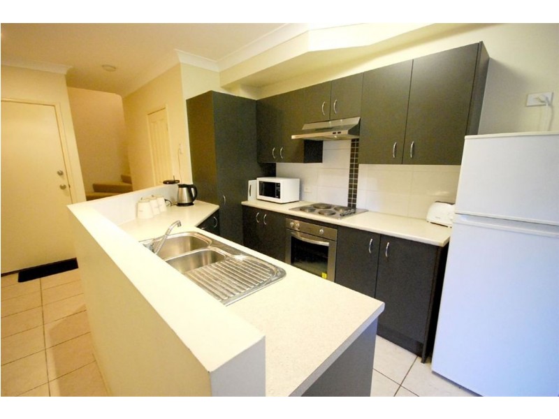 4/18 Rowell St, Zillmere QLD 4034