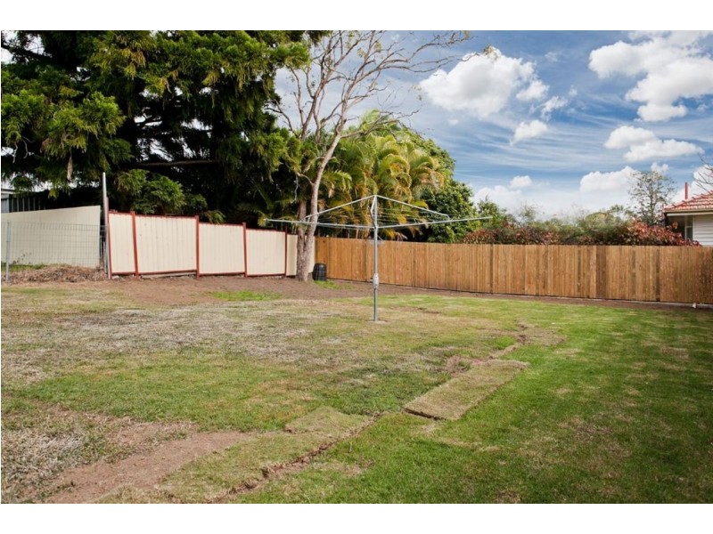 8 Frankit Street, Wavell Heights QLD 4012