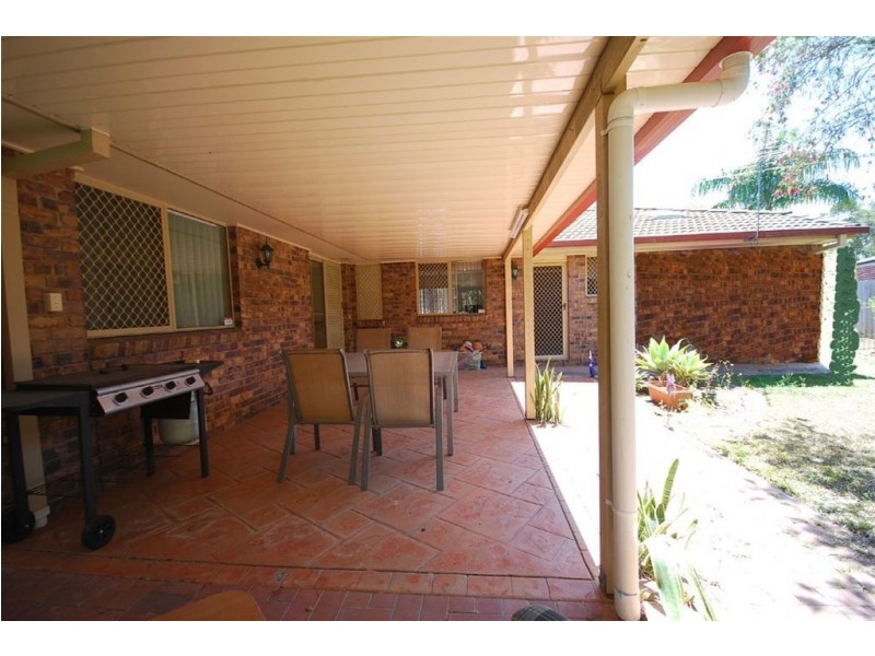 9 Stallone Cct, Mcdowall QLD 4053