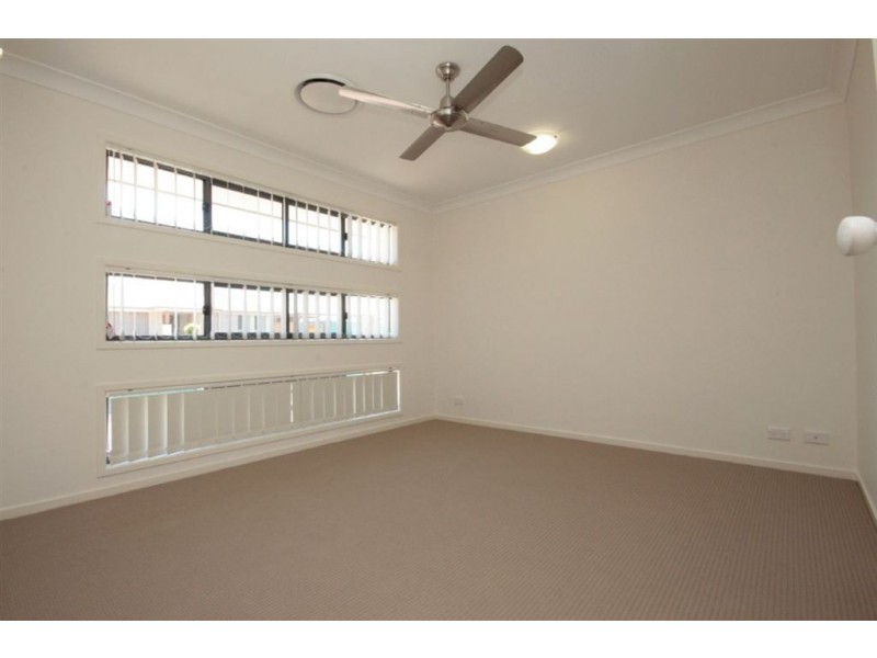 4 Conondale St, Fitzgibbon QLD 4018