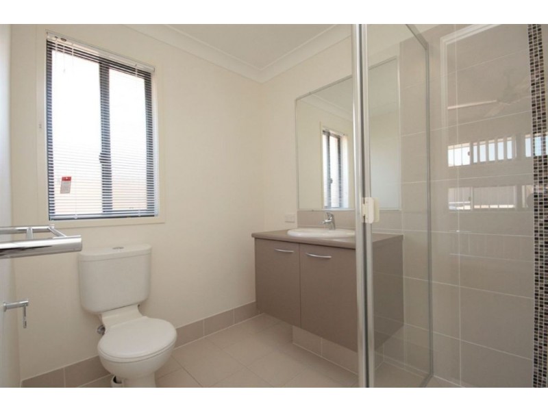 4 Conondale St, Fitzgibbon QLD 4018