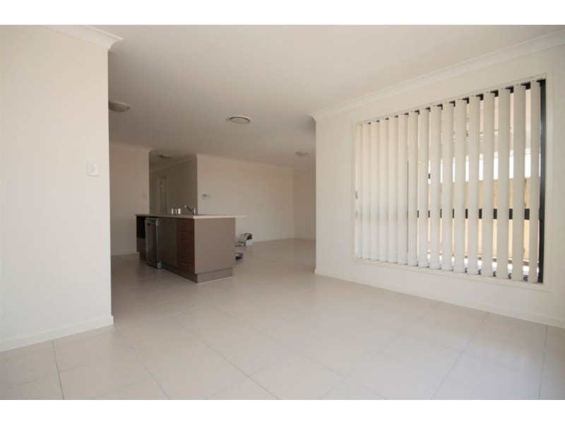 4 Conondale St, Fitzgibbon QLD 4018