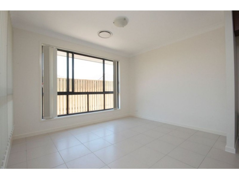 4 Conondale St, Fitzgibbon QLD 4018