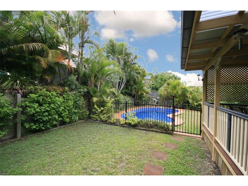 8 Shelgate St, Chermside West QLD 4032