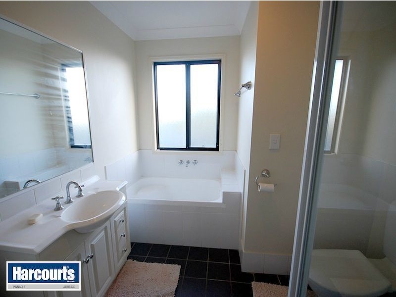 4/18 Rowell Street, Zillmere QLD 4034