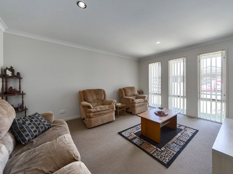 6 Kamala Street, Morayfield QLD 4506