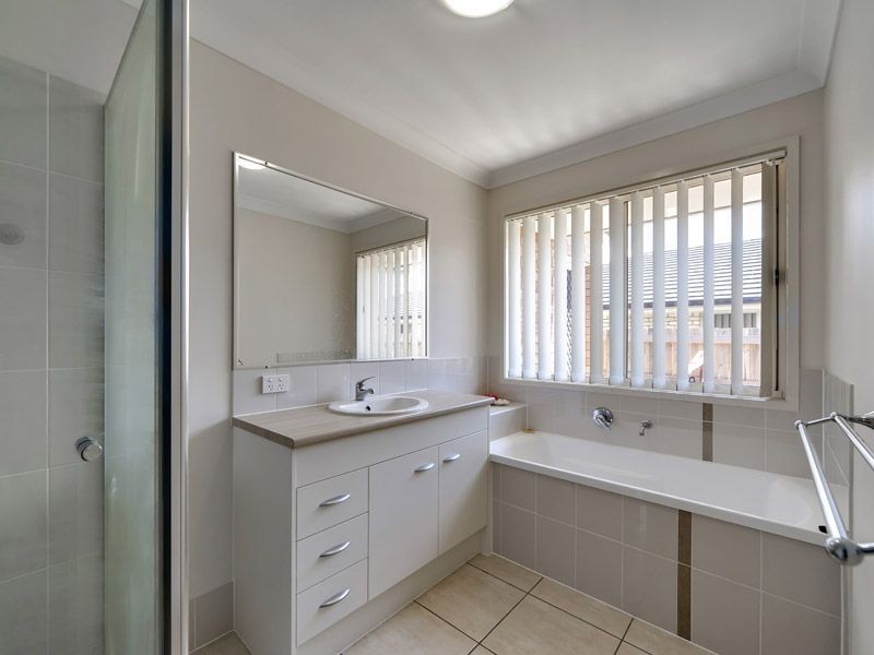 6 Kamala Street, Morayfield QLD 4506