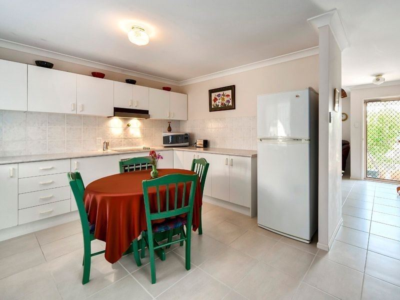 84 Silkyoak Cct, Fitzgibbon QLD 4018