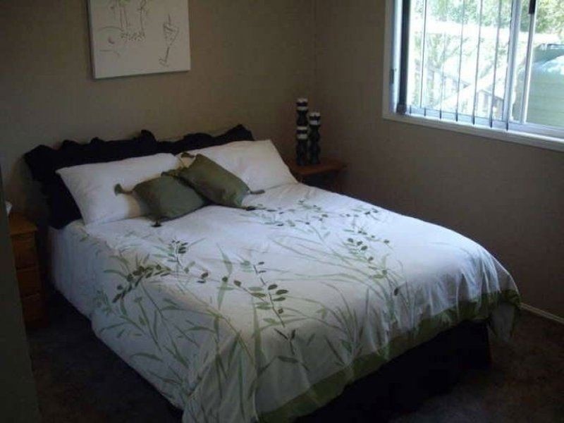 51 Rose Cr, Fitzgibbon QLD 4018