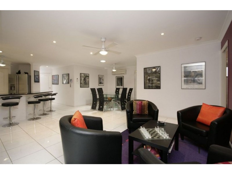 3 Fir Place, Warner QLD 4500