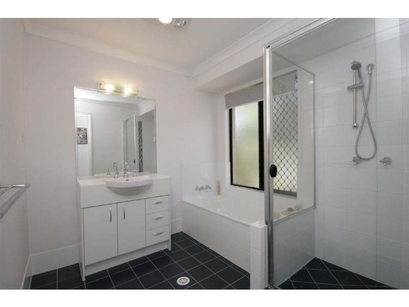 3 Fir Place, Warner QLD 4500