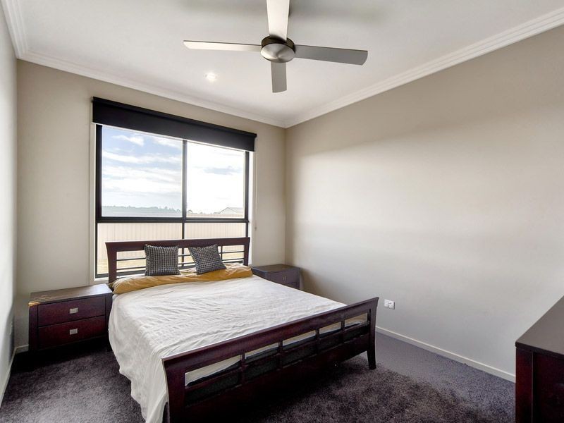 27 Hudson Way, Ningi QLD 4511