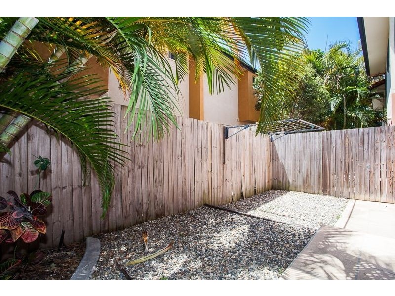 1/34 Silvyn Street, Redcliffe QLD 4020