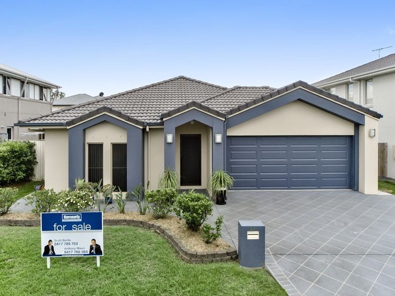 61 Petrie Crescent, Aspley QLD 4034