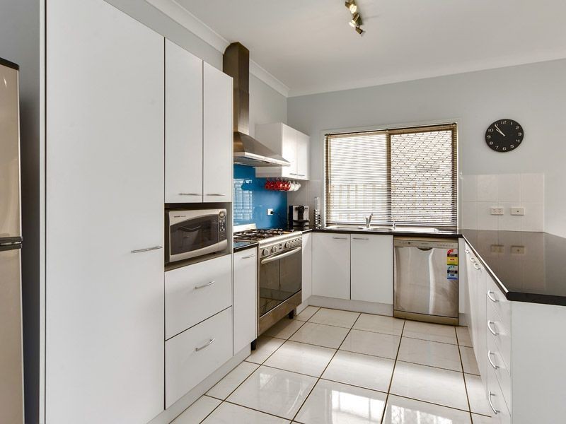 61 Petrie Crescent, Aspley QLD 4034