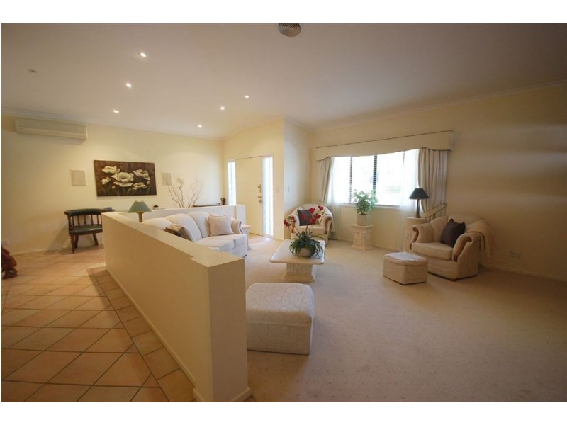 2 Culkin Pl, Mcdowall QLD 4053
