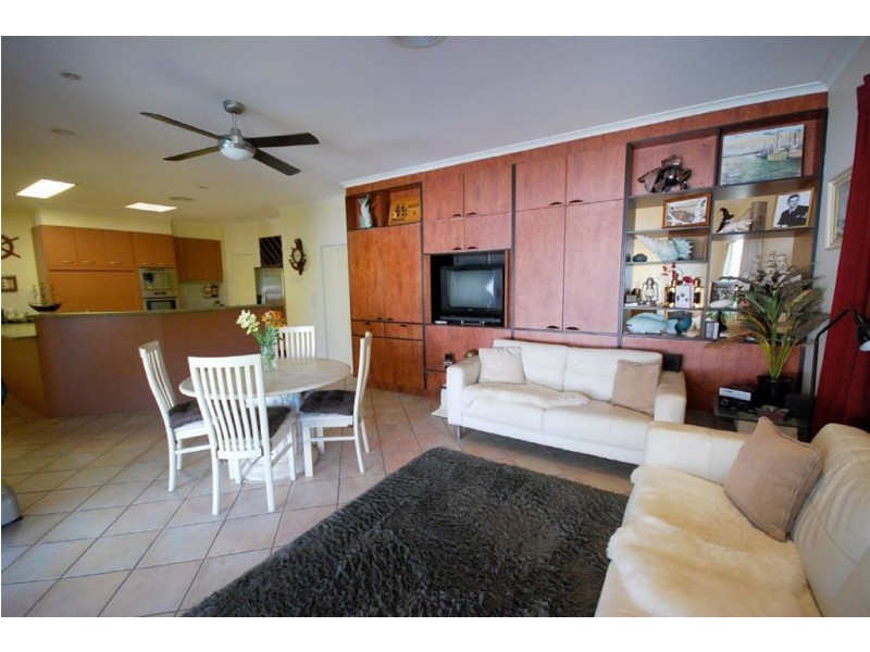 2 Culkin Pl, Mcdowall QLD 4053