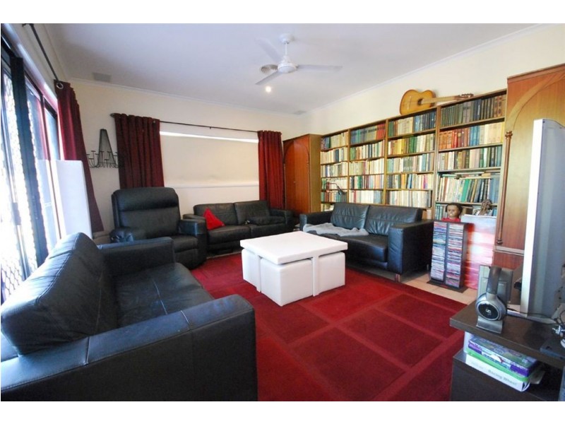 2 Culkin Pl, Mcdowall QLD 4053