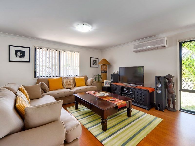 1 Cabarita Crescent, Eatons Hill QLD 4037