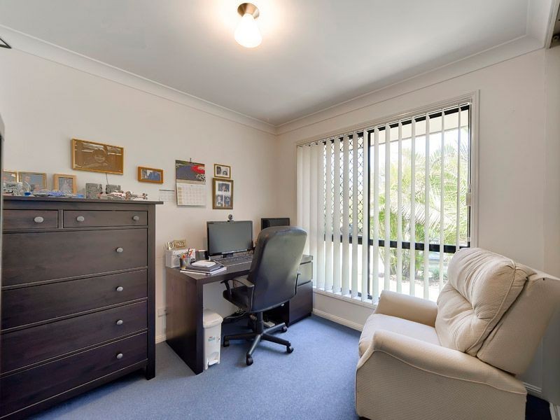 1 Cabarita Crescent, Eatons Hill QLD 4037