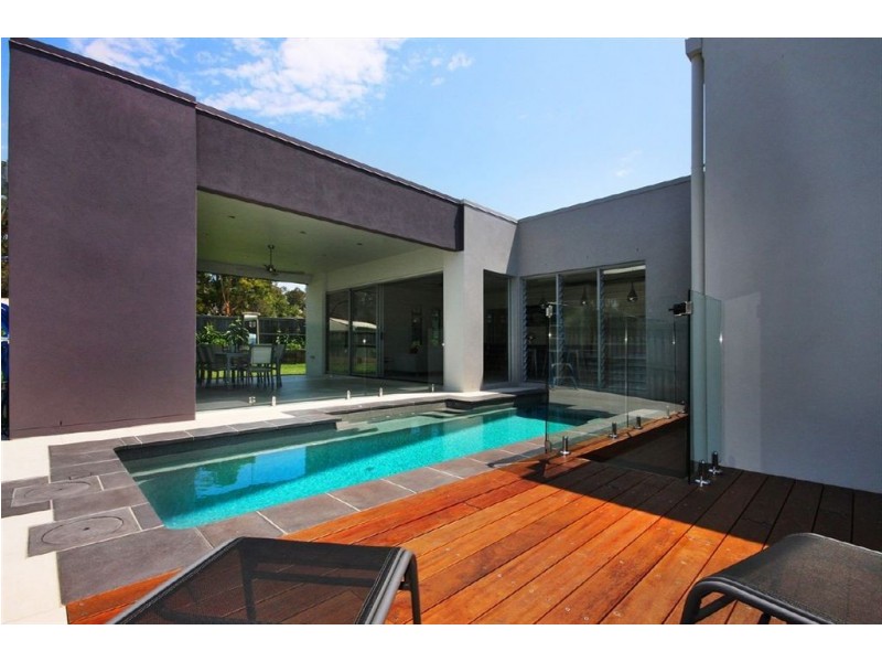 40 Asciano Pl, Bridgeman Downs QLD 4035