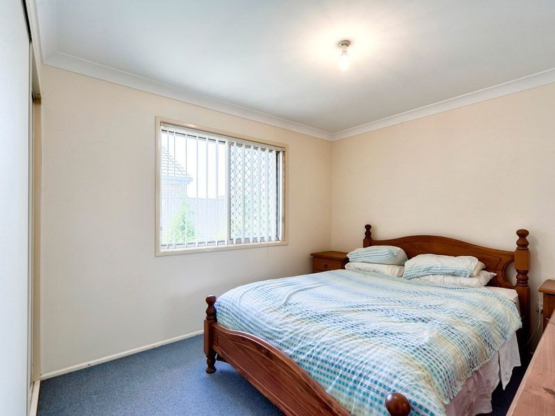 2/9 Conifer Close, Fitzgibbon QLD 4018