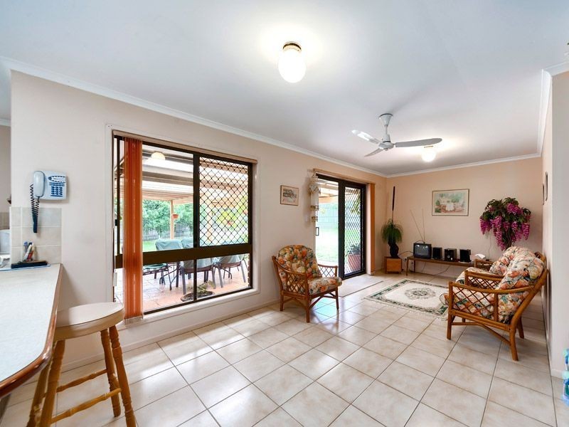 3 Oleron Tce, Petrie QLD 4502