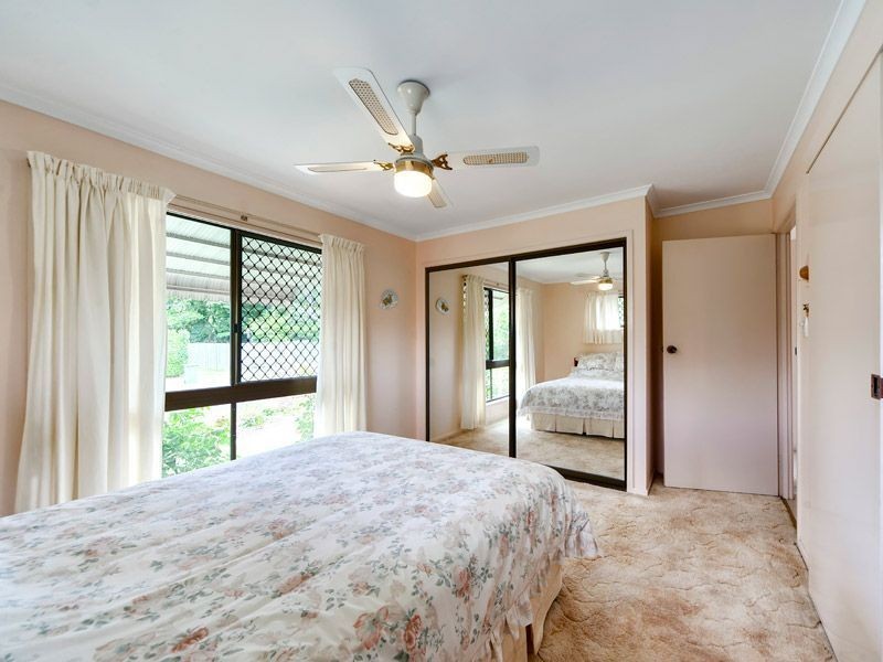 3 Oleron Tce, Petrie QLD 4502